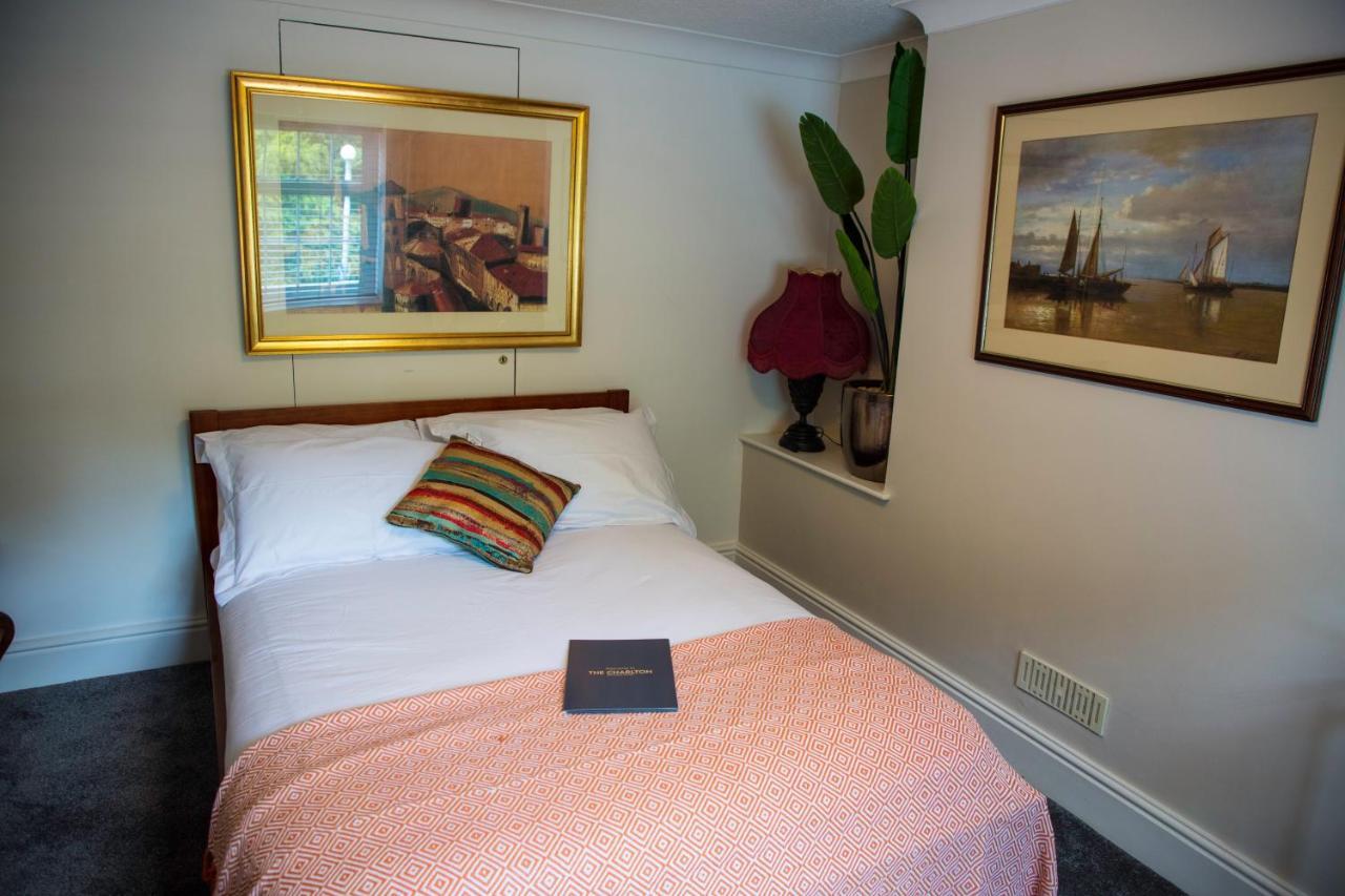 The Charlton Boutique Hotel Челтнъм Екстериор снимка